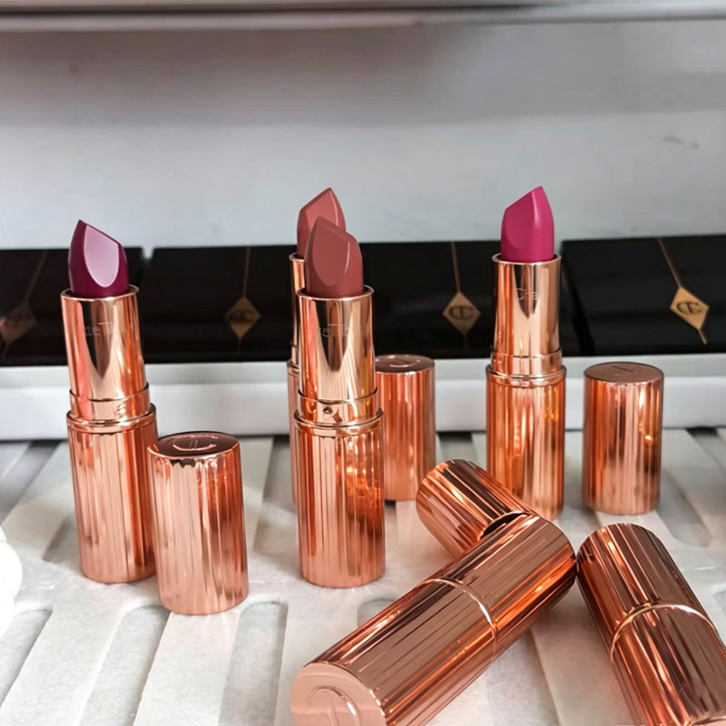 Luxury CT Brand Makeup Set Ski - Luxury Skincare Brand review and price